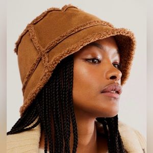 NWT Free People Sherpa Trim Bucket Hat